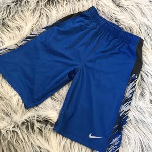 Boys Large Nike Dri-Fit shorts